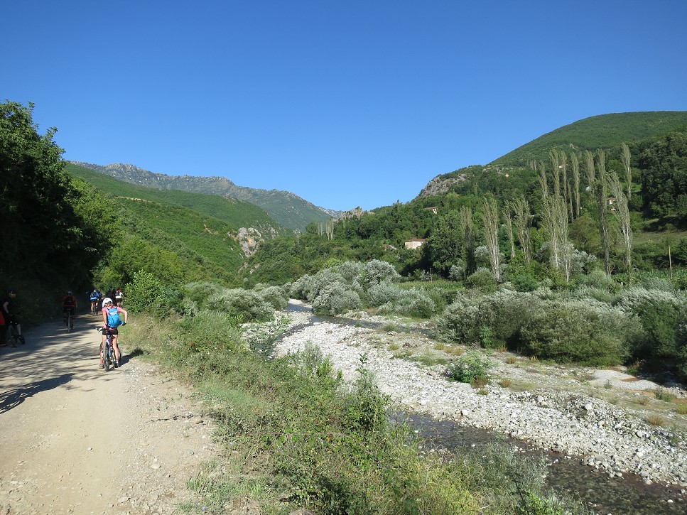 Pokračujeme údolím Čierneho Drinu