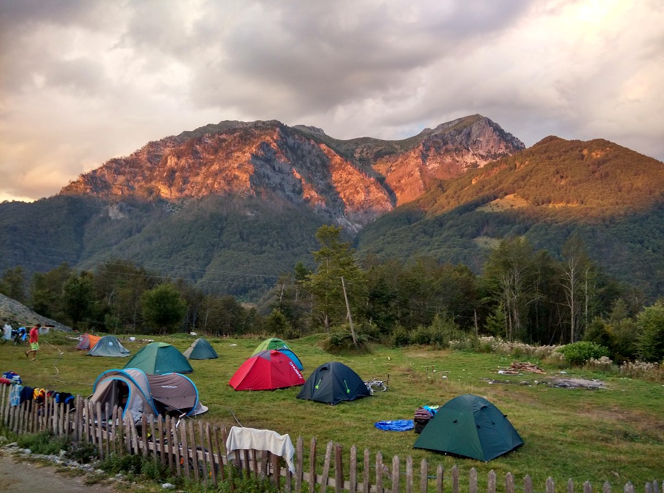 Posledná noc v Albánsku.