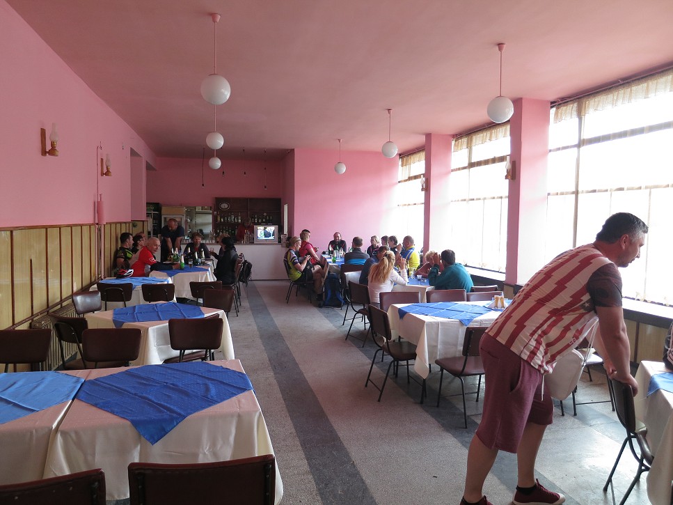 Vnútri je to tiež retro