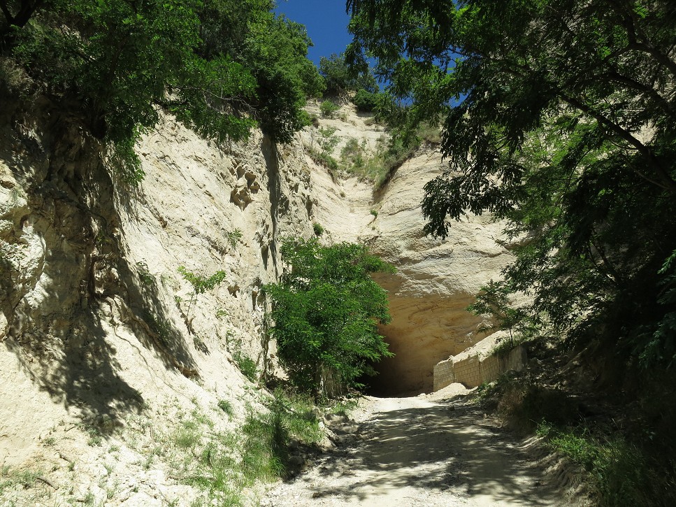 Pieskovcové útvary pri Rožni