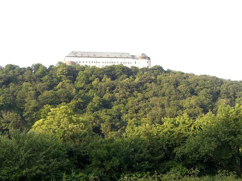 Na �erven� Kame�