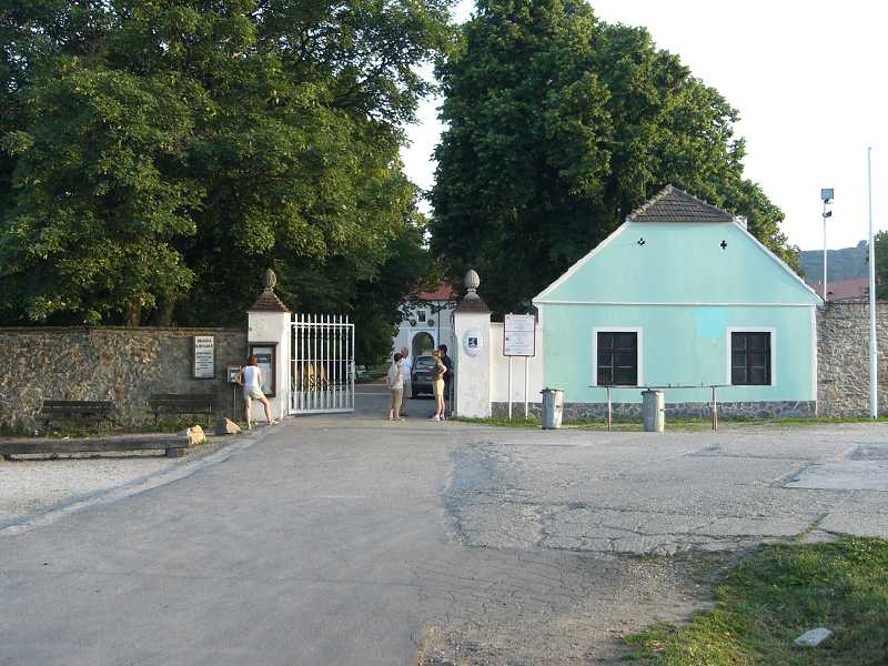 Na �erven� Kame�