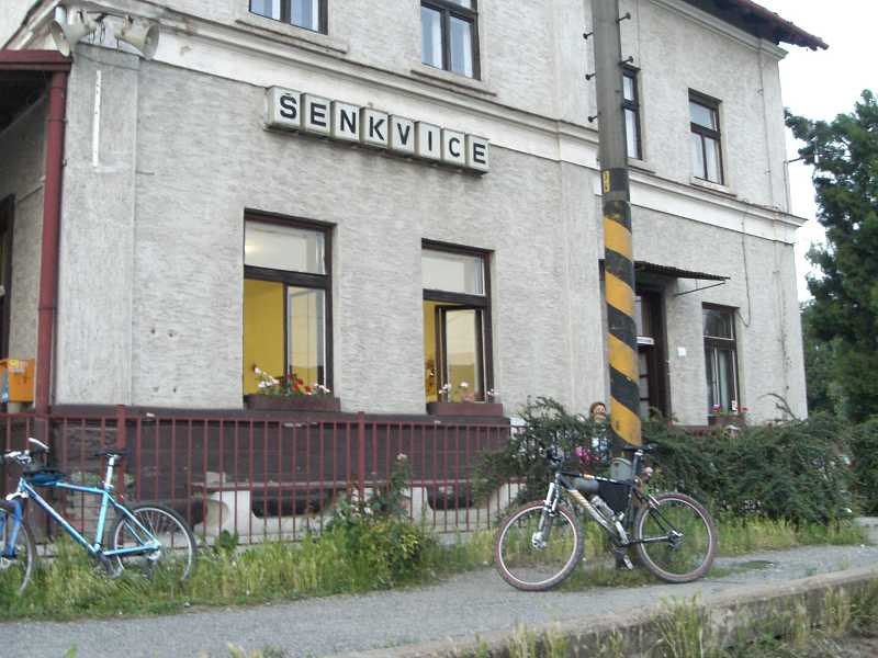 Na �erven� Kame�