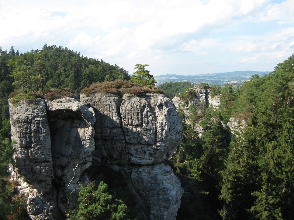 Hruboskalské skalné mesto