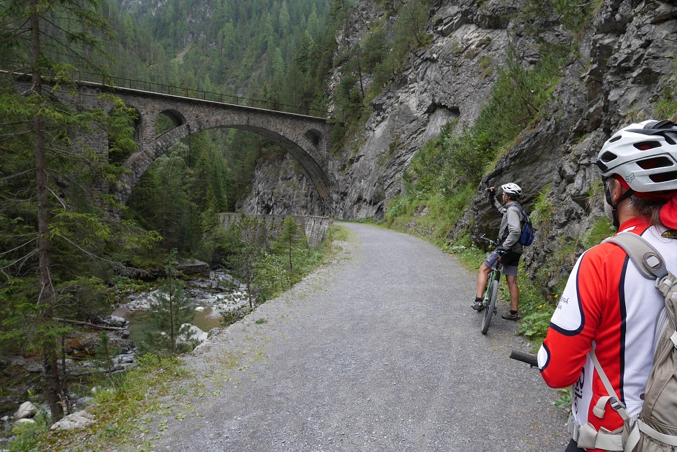 Údolím rieky Landwasser