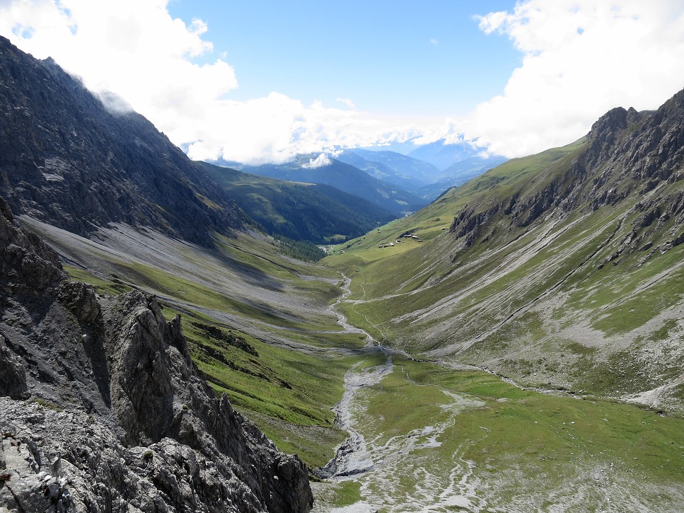 Z Weissfluhjochu do sedla Strela