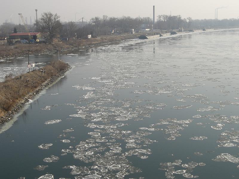 Zamrznut� Dunaj (janu�r 2006)