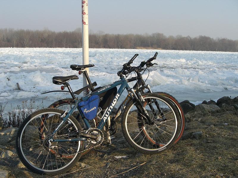 Zamrznut� Dunaj (janu�r 2006)