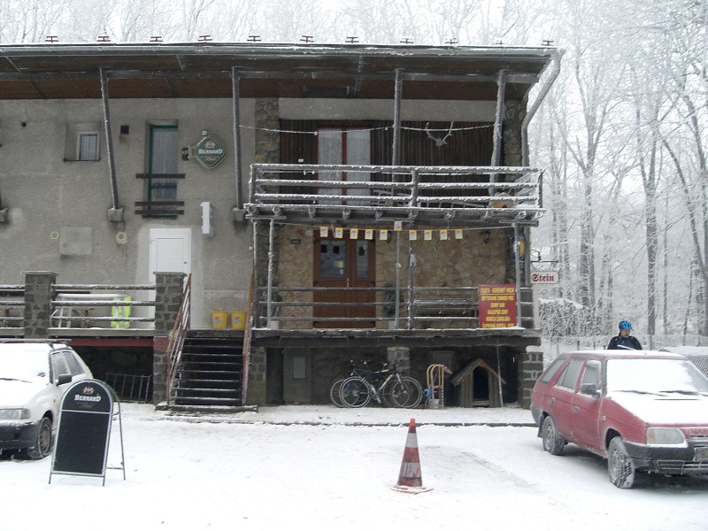 Chata Korenn� vrch - n� prv� cie� 