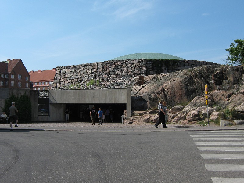 Chrám vytesaný do skaly