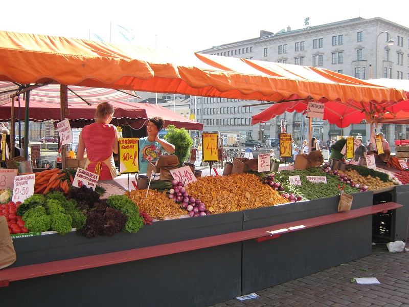 Trh v helsinskom prístave  