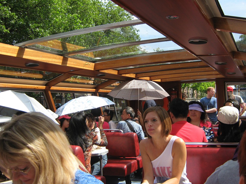 Japonci na vyhliadkovej lodi