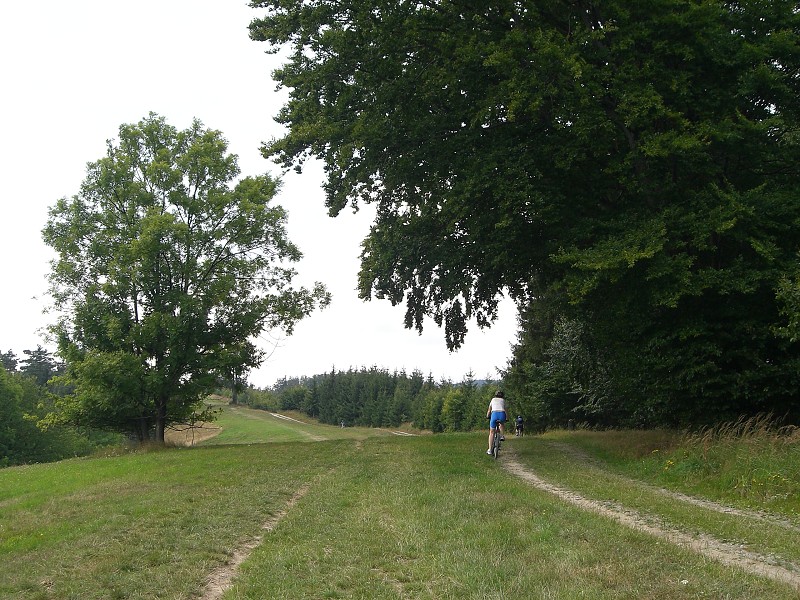Z Trojáku po hrebeni na Hostýn