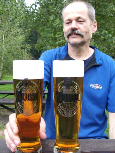 Večer v hospode U kůlu