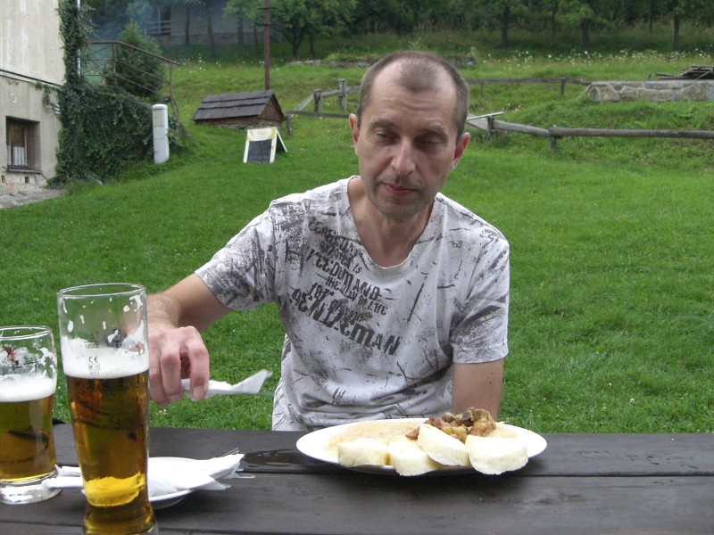 Večer v hospode U kůlu