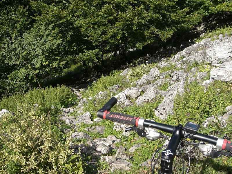 Tadia�to treba z�s� dole 