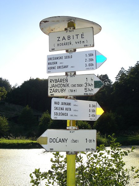 Zabit�, k�sok od Sklenej huty (bl�dim) 