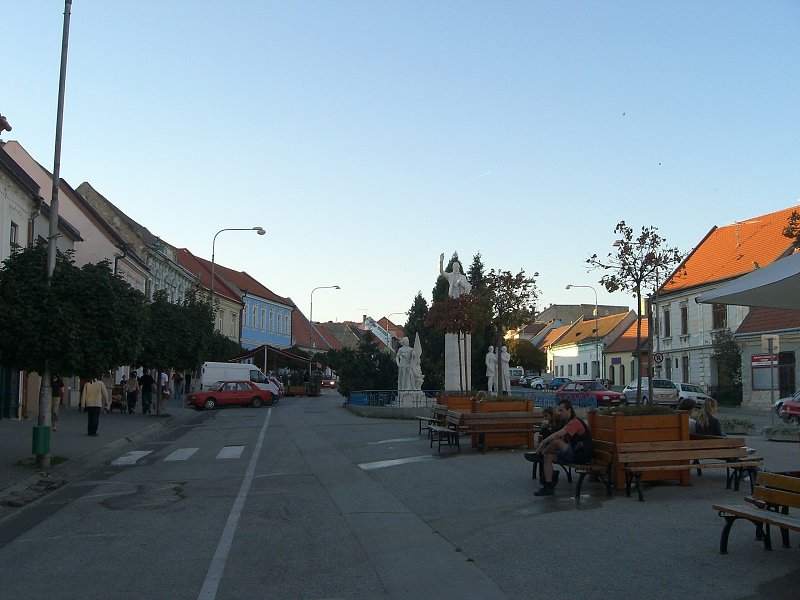 V Modre na n�mest� 