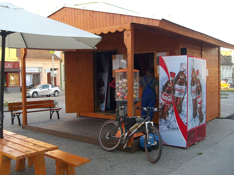 Tu som si k�pil f�a�u bur�iaku na cestu 