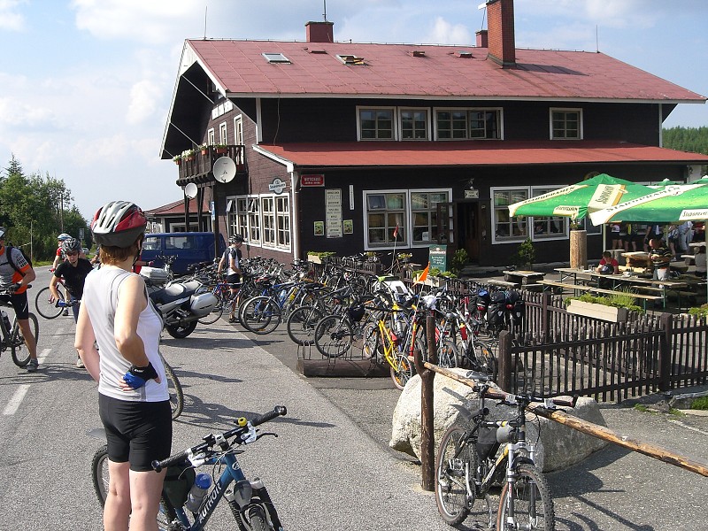 Na Smědave kopec cyklistov