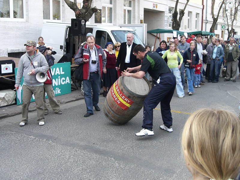 S��a� v g��an� suda 