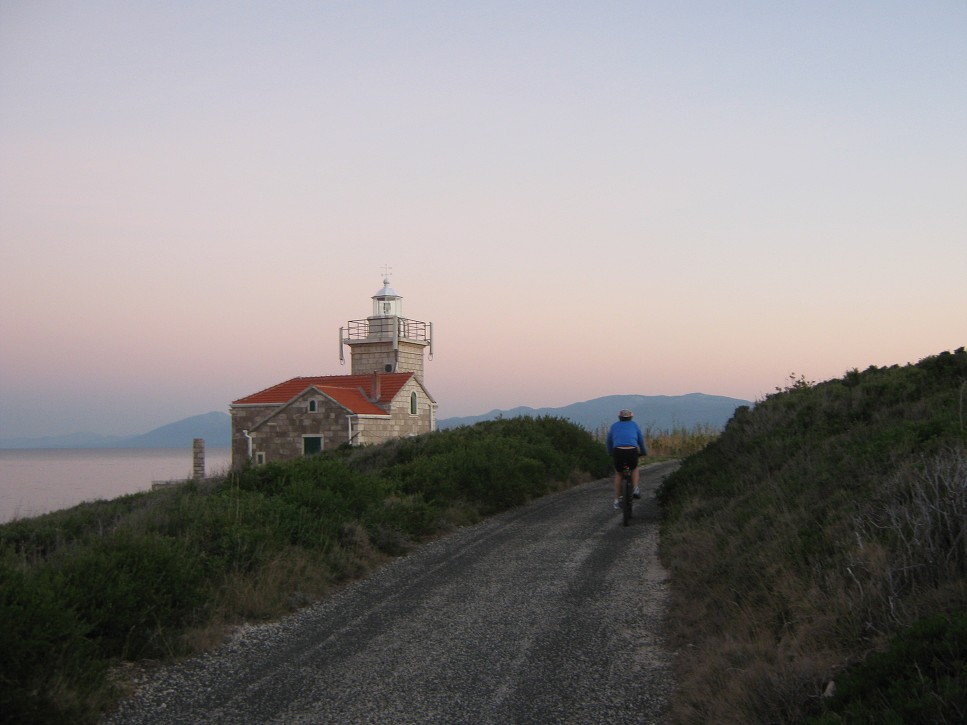 Pokrivenik - Sučuraj (Hvar)