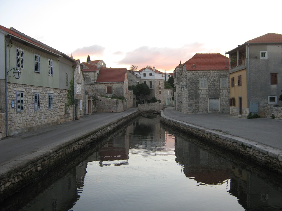 Mestečko Vrboska (Hvar)