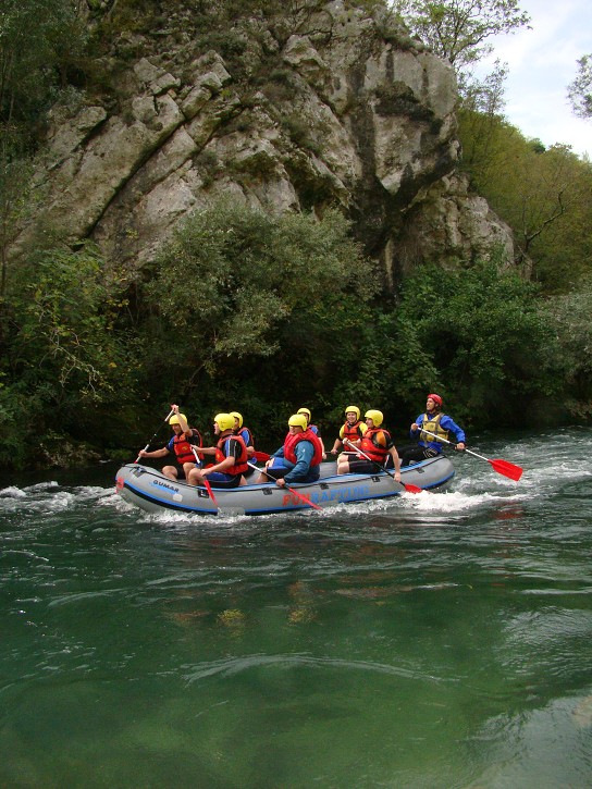 Raft na rieke Cetina