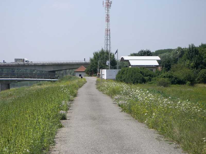 Star� hrani�n� prechod 