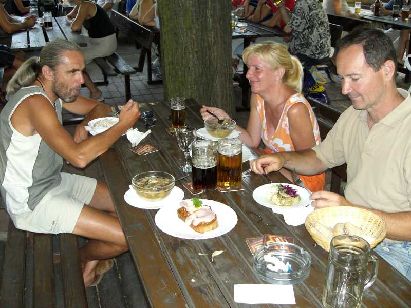 Ve�er op� v Kyjove 