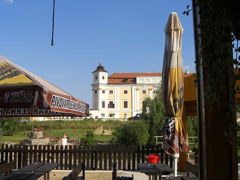 V�h�ad z hospody 