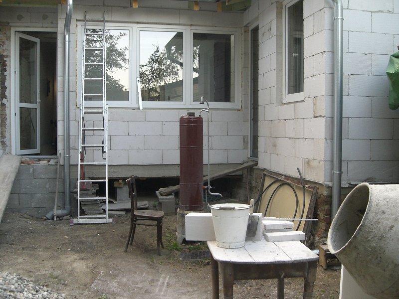 Tu sa po dlhej ceste osprchujem 