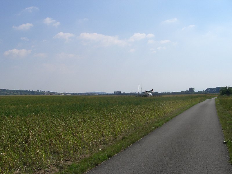 Cyklostezka do Bzenca 