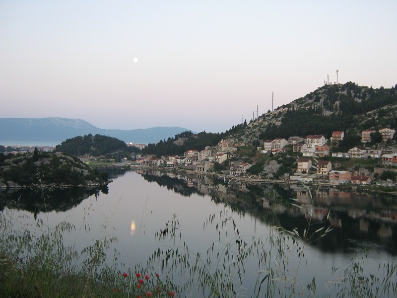 Plavba cez Boku kotorskú