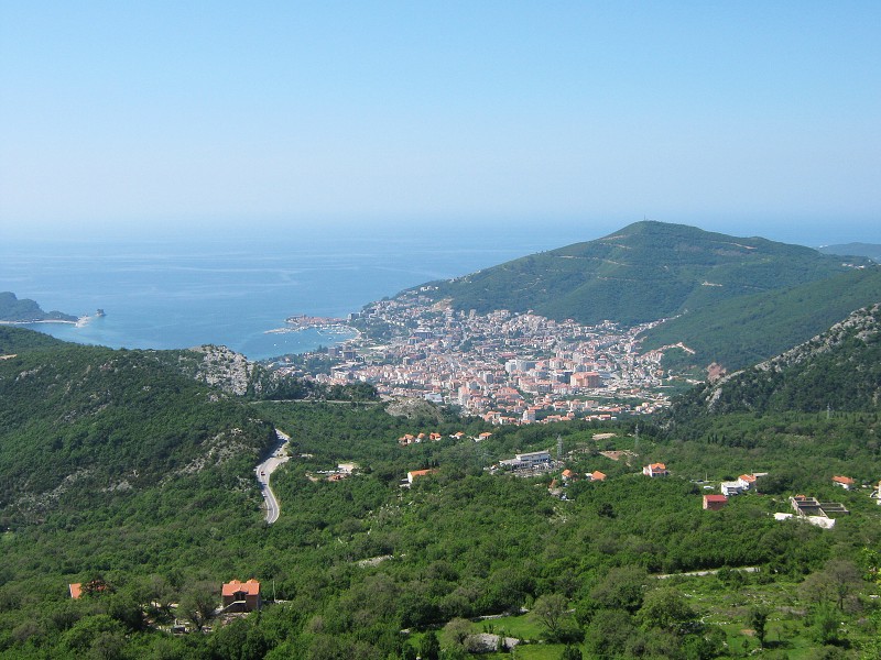 Postupne naberáme výšku