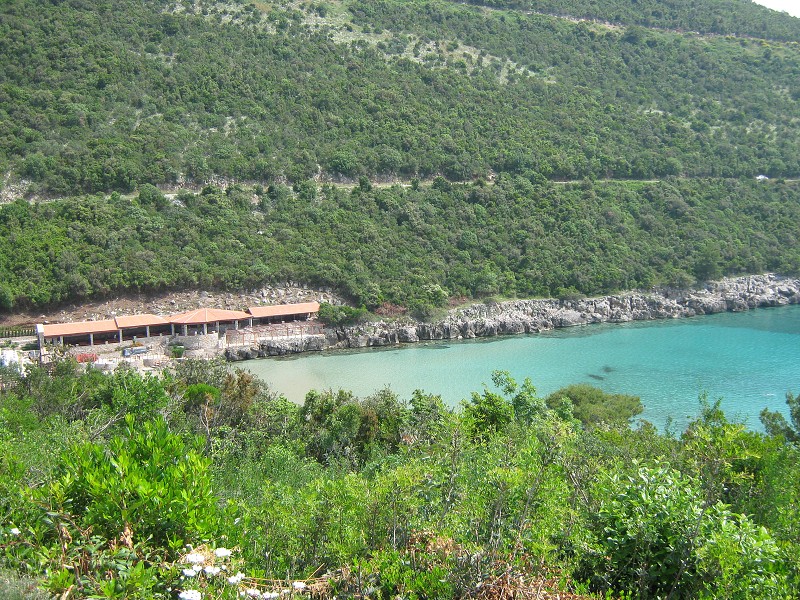 Krásne zašitá pláž