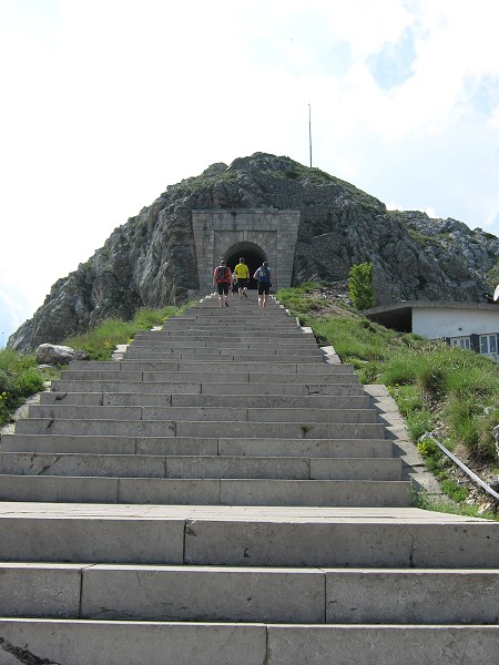 500 schodov k mauzóleu