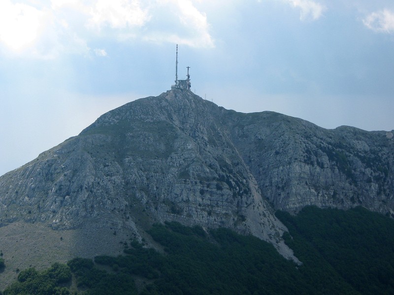 Vysielač na vedľajšom vrchole