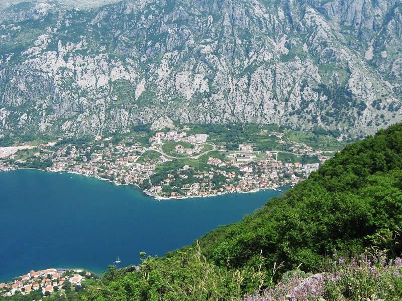 Kotorský záliv, tentokrát z druhej strany