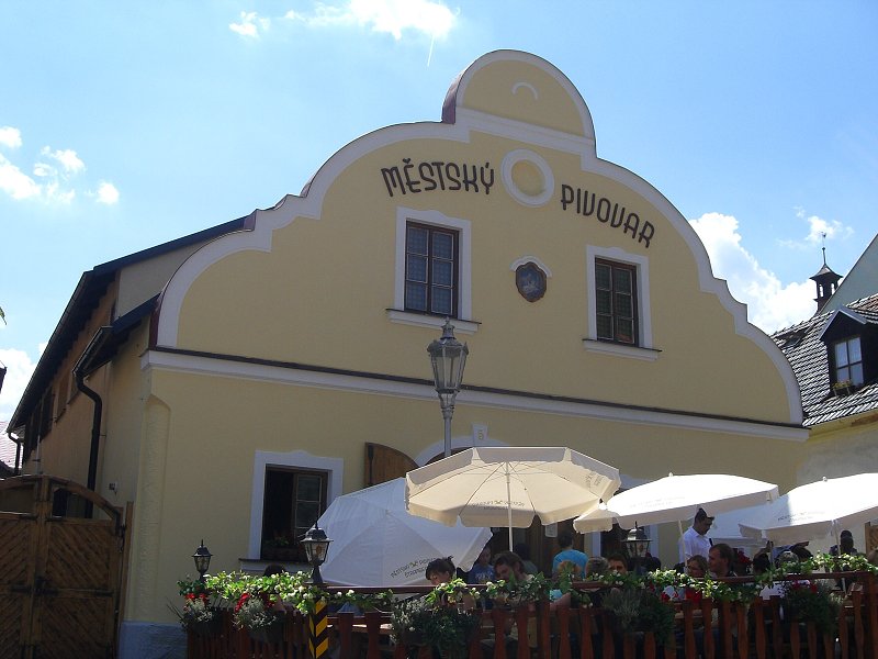 V pivovare sam� Poliak 