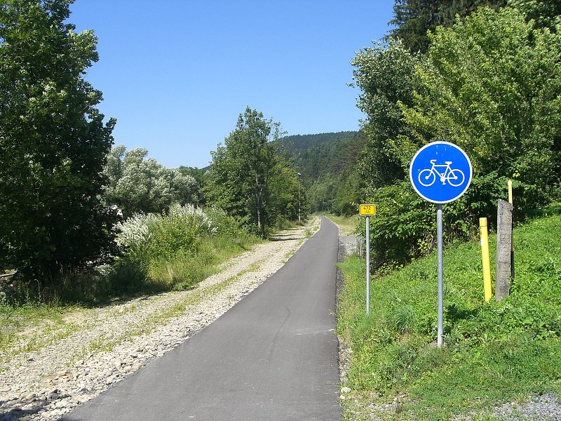 Kr�sna cyklostezka za Hov�z�m 