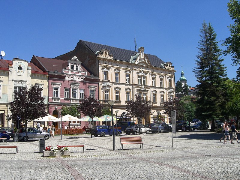 N�mestie vo Vset�ne 