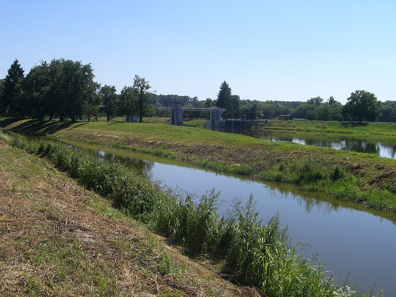 �al�ie prehradenie Moravy 