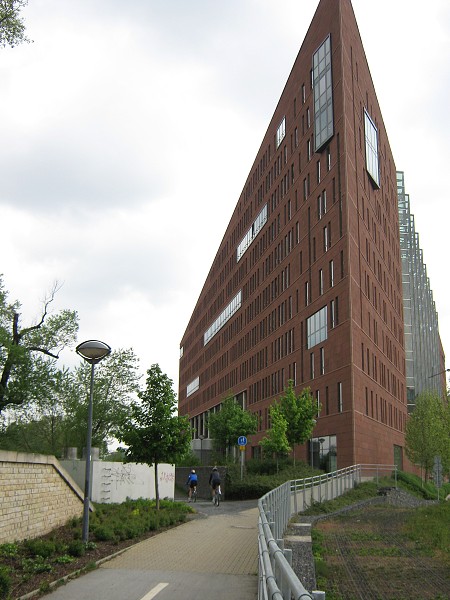 V Karlíně - smer hospoda u Rokytky