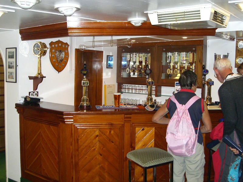 ...a bar pre poddôstojníkov