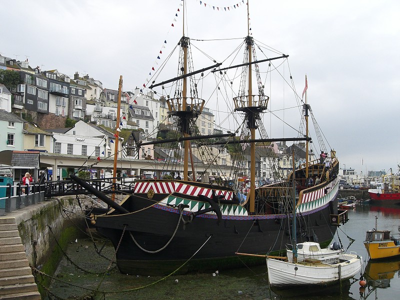 Brixham - juh Británie
