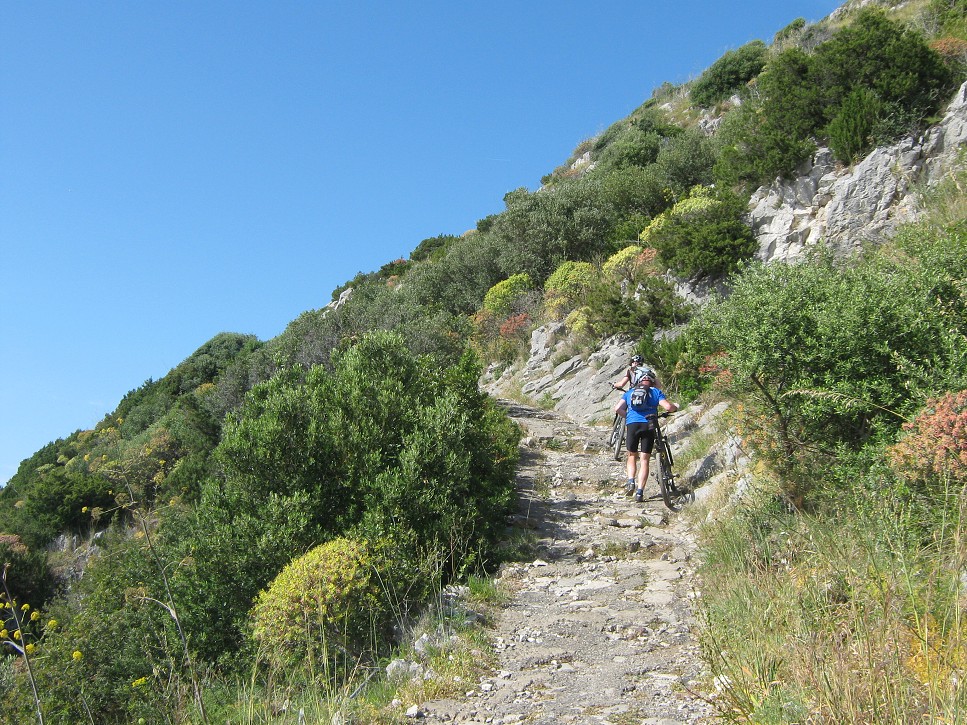 Stúpame naspäť do mestečka Terminy