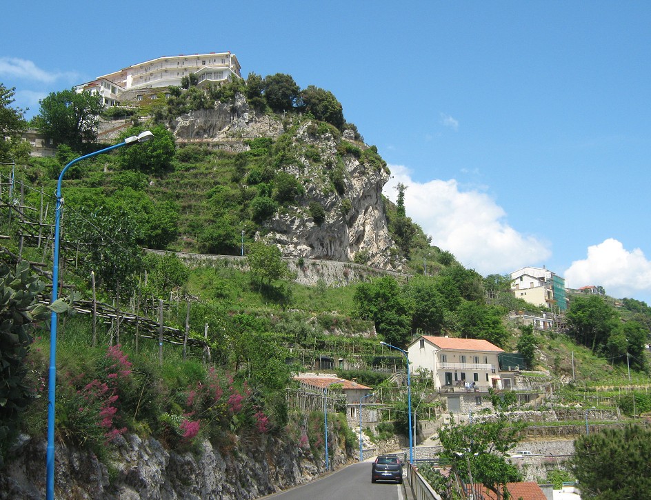 Domy postavené na neskutočných miestach